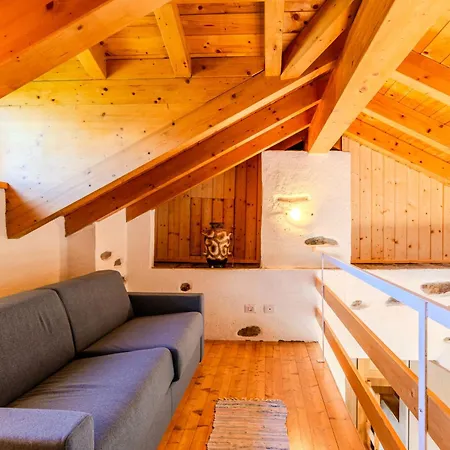 Casa Di Sasso By Interhome בית נופש Pianello Del Lario